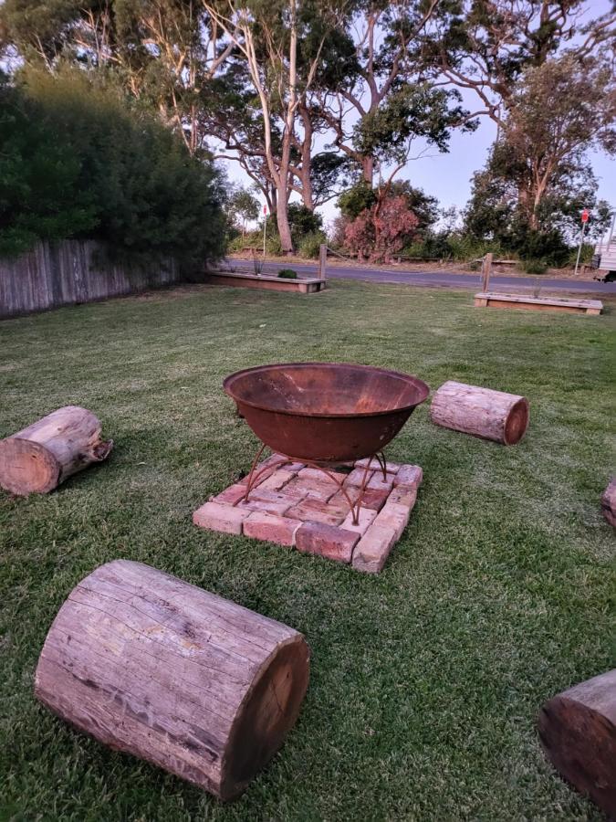 Husky 56 Beachfront Villa'S - Great Location On The Beach Huskisson Εξωτερικό φωτογραφία